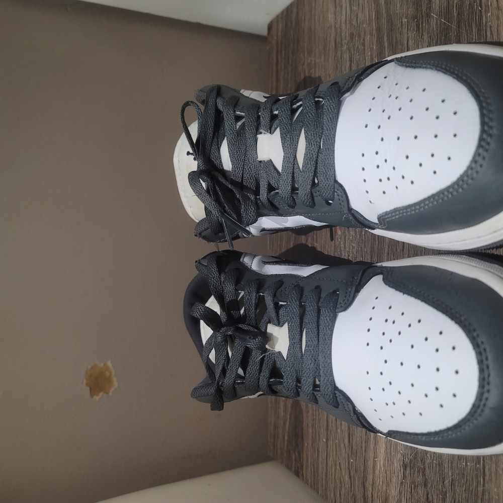 Air Jordan 1 Low 'Iron Grey'